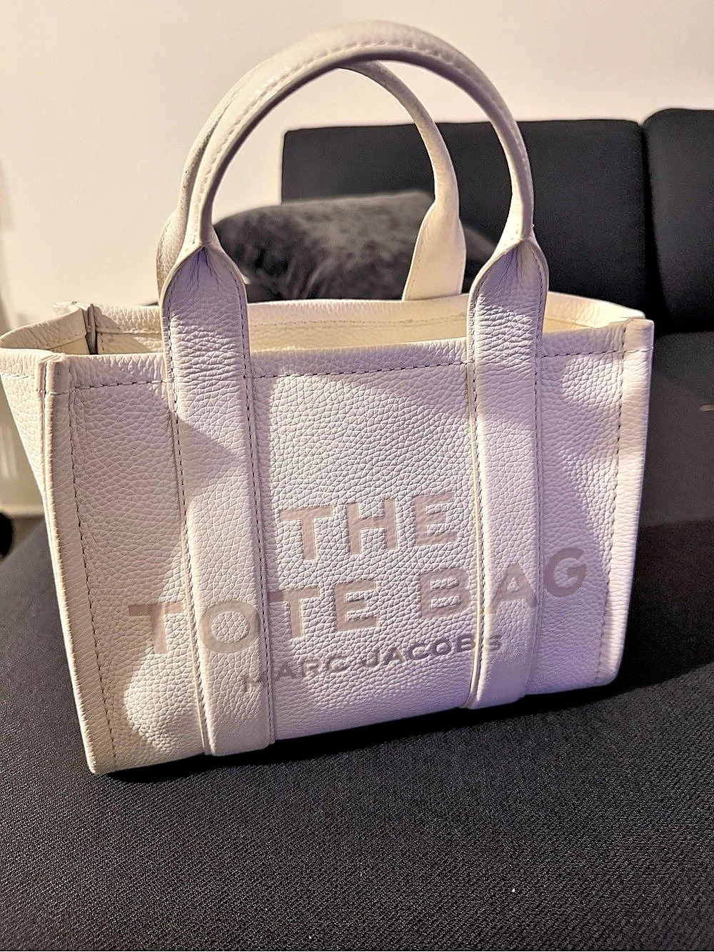 Marc Jacobs The Leather small Tote Bag White